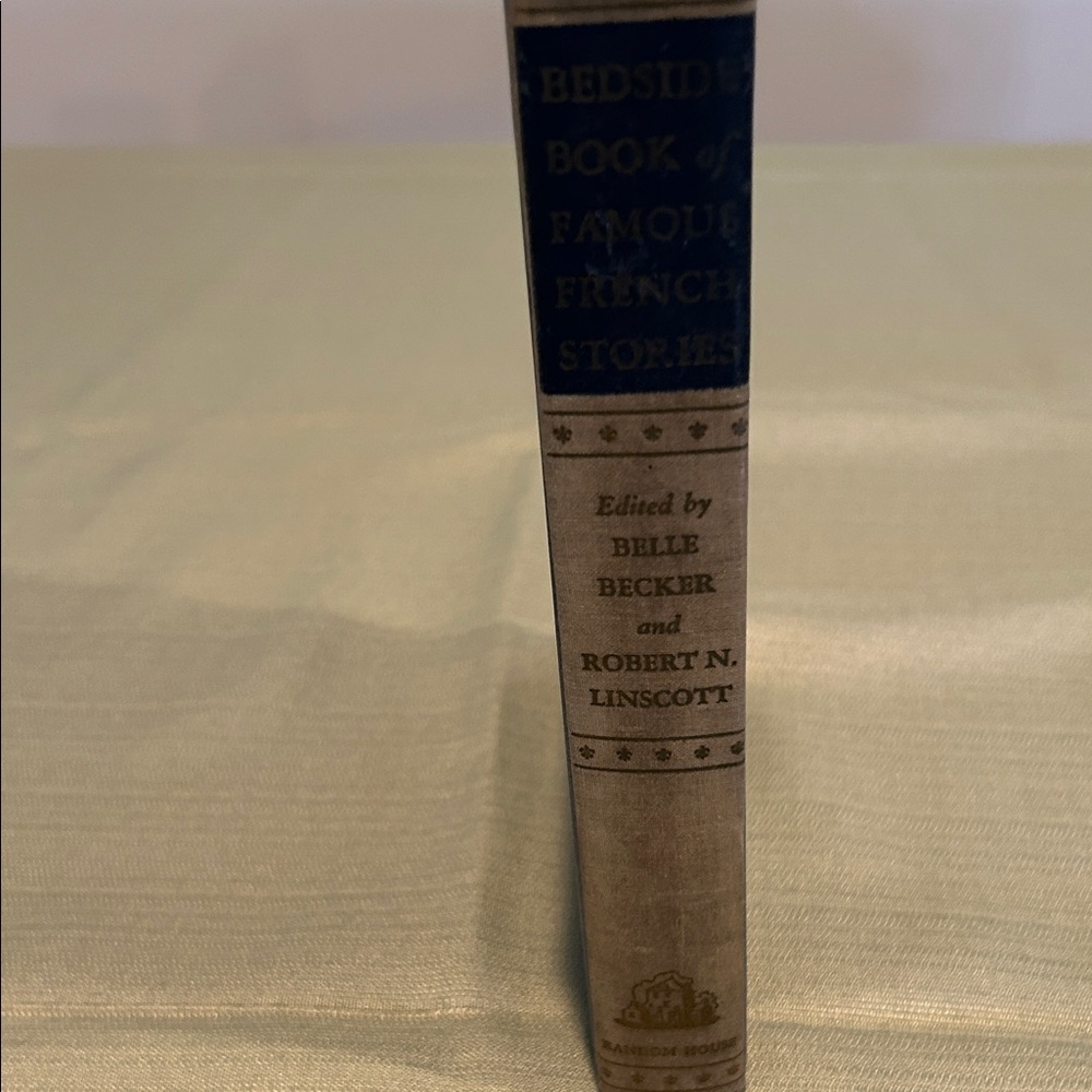 Vintage Wood Look Ceramic Duck Bookend with vintage 1945 Book. - Picture 6 of 7